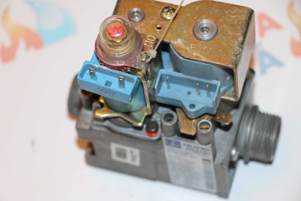Vana de gaz Sigma 845 Bobina Albastra la 24V 0063AS4831 Centrala Bosch