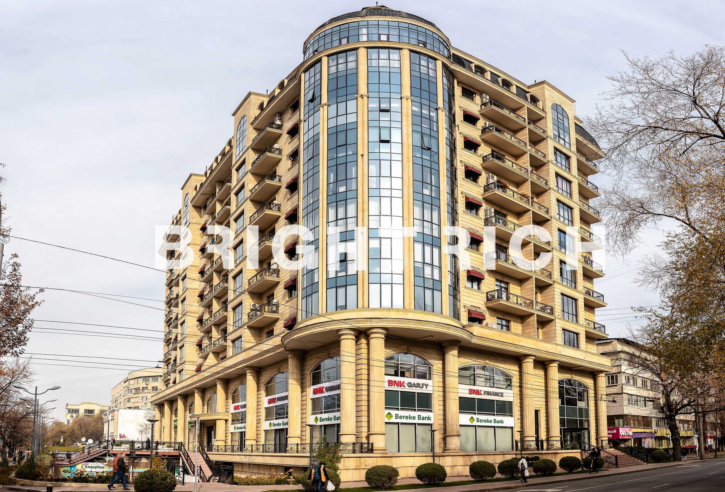 БЦ Almaty Residence - помещение 970 м², отдельный вход