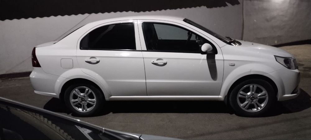 Neksa.3 sotiladi ega avtomat