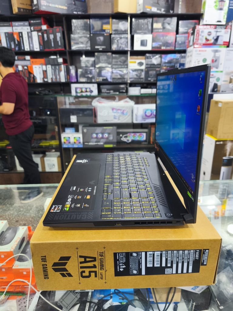 Asus TUF Gaming FA506 (R7-7435HS/RTX4050)