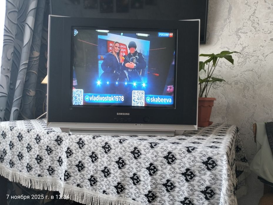 Продам телевизор "Самсунг"