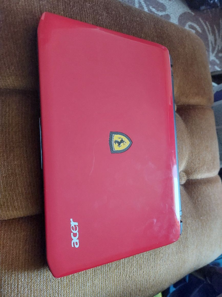 Acer ferrari one200  цял за части