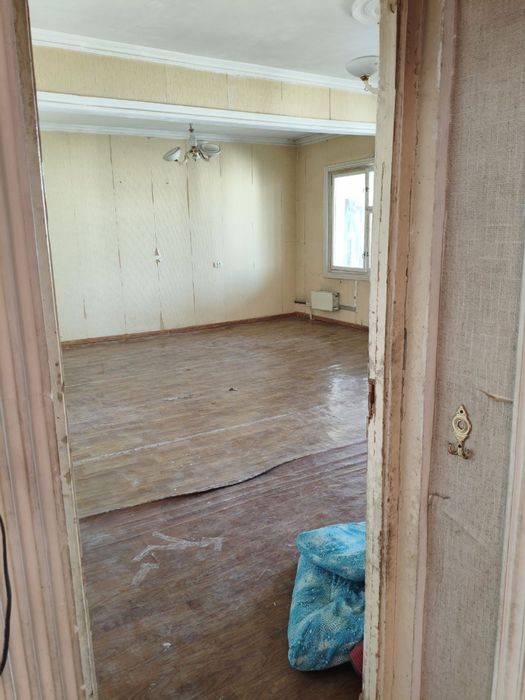 Srochno Do’stlik 2 da 5 xonali 127 kvadrat xonadon sotiladi