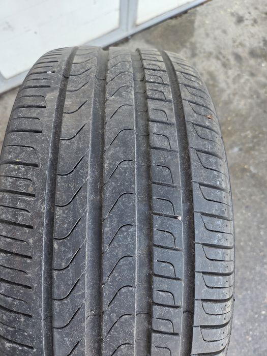 Vând anvelope vară Pirelli