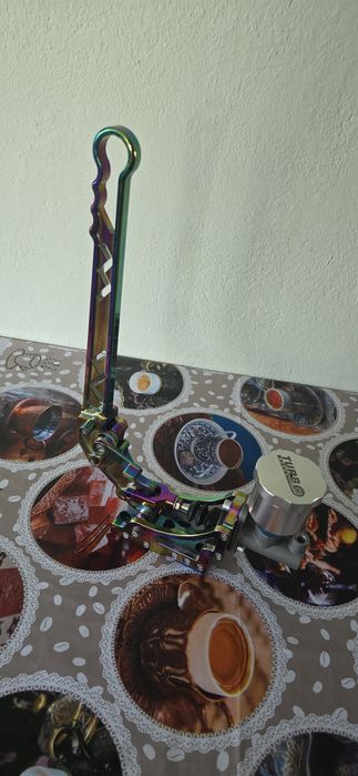 Frână de mână hidraulică