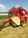 Balotiera rorunda - New Holland 841 - Stare perfecta de functionare