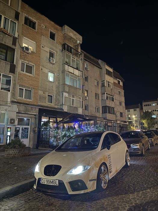 Vand sau Schimb Seat leon 1.4 tsi