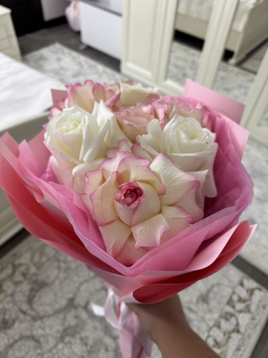 Букеты цветов свежие