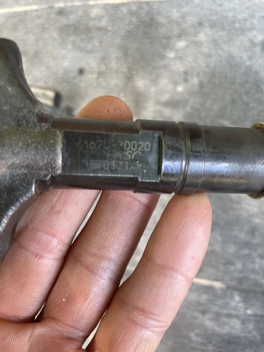 Injectoare 3.0 diesel toyota