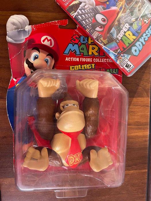 Продаю Mario фигурку Donkey Kong от Nintendo