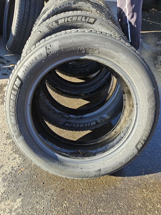 Гуми 4бр 245 50 19 мишелин