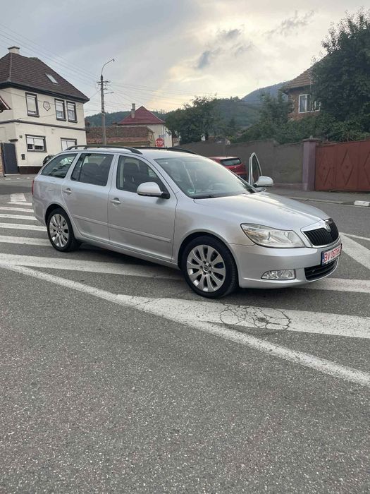 Vând Skoda Octavia