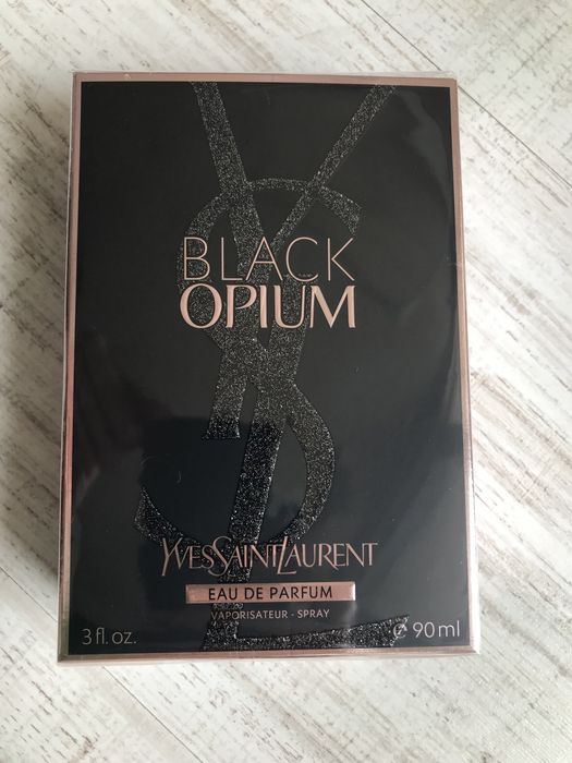 Оригинален дамски парфюм Yves Saint Laurent Black Opium 90 ml