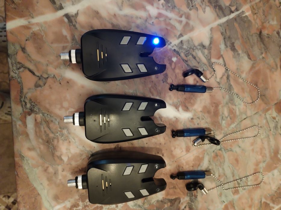 Vând doua mulinete DEUKIO 6000