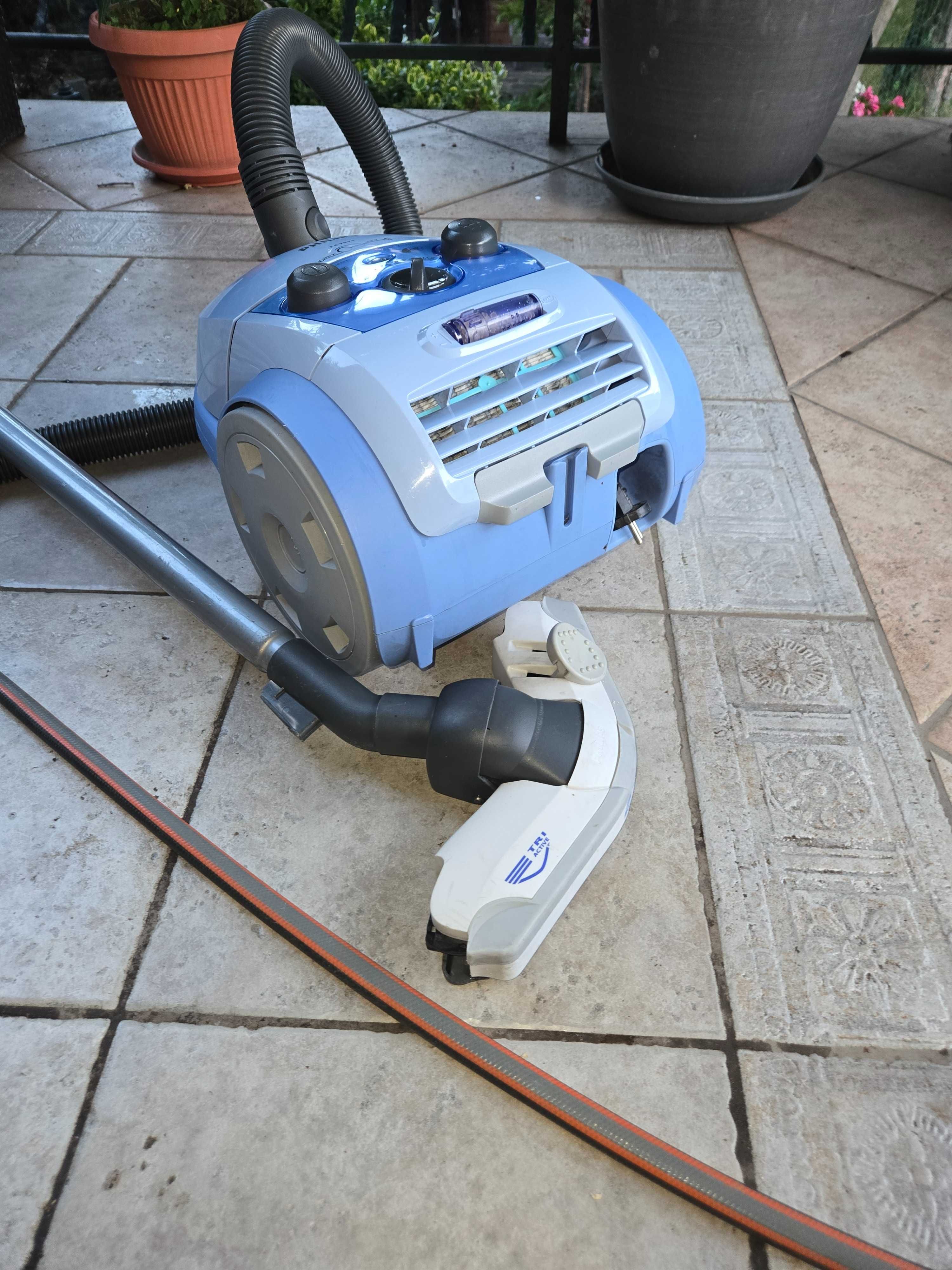 Прахосмукачка Phillips FC 9071 2000w