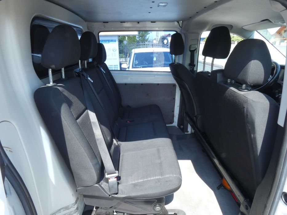 Mercedes Vito mixt 6 locuri + spatiu de marfa