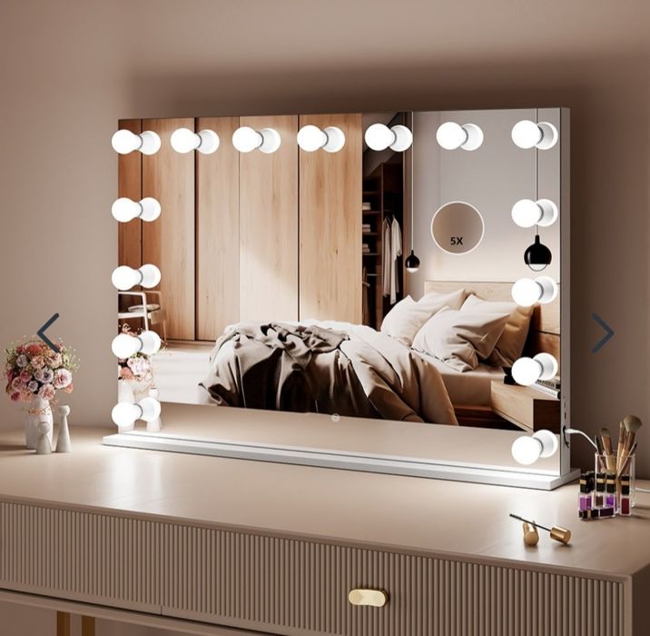 ПРОМО ! Hollywood Луксозно Огледало с тъч бутони - тип Холивуд !