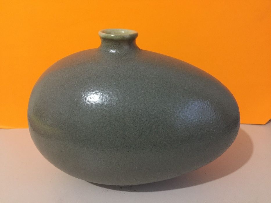 Керамични съдове,изработени от червена глина!Идея от Яйцето!