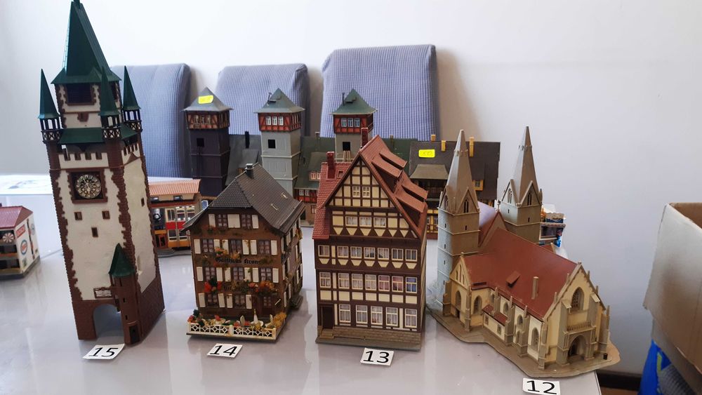 Сгради НО, за ЖП моделизъм Vollmer, Fаller,Pola,Kibri и Модели на SIKU