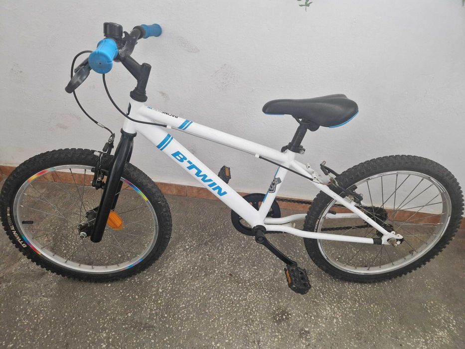 Vand bicicleta baieti 7-10 ani