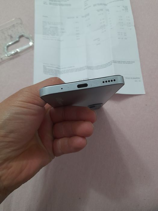 Telefon Honor 90 Lite cu Garanție pana in Martie 2026