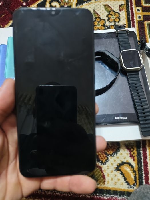 Планшет,телефон redmi 9 4/64  смарт часы huawei xiaomi.