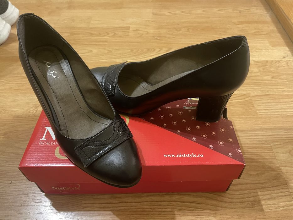 Pantofi piele marime 40
