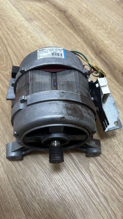 Motor masina de spalat wirlpool Nidec WU126T55W00