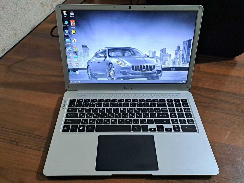 Продается идеальный тонкий ноутбук /Озу3Gb/HDD500Gb/ для дома и офиса