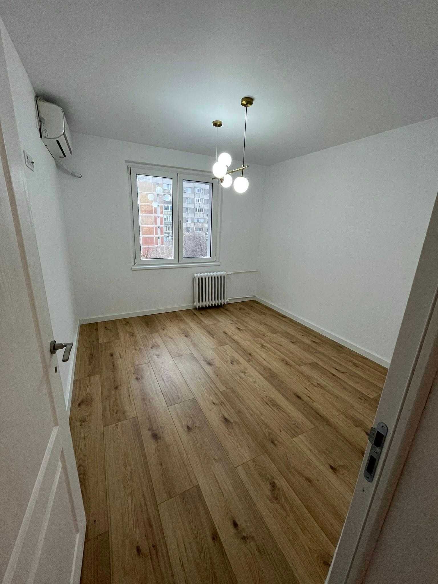 Vand apartament 3 camere renovat