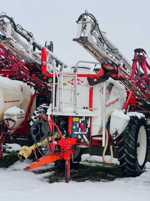 Instalatie erbicidat Met John Deere 732 an 2015 Kuhn Atlantique Hardi