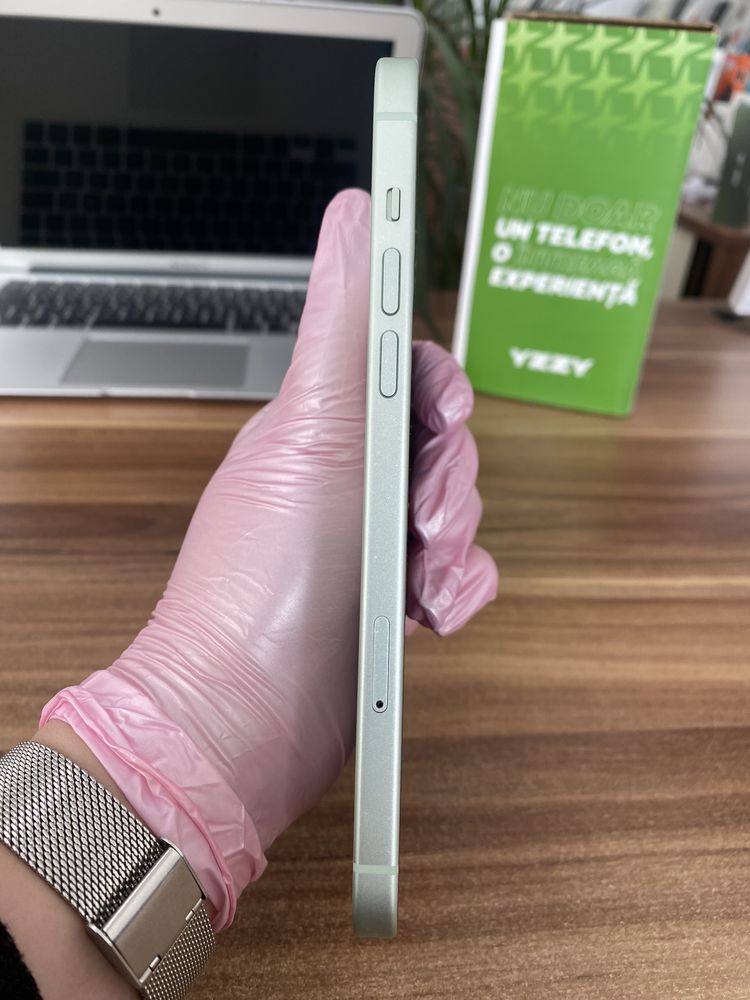 iPhone 15 Plus/ 128 GB / Garanție 24 luni | Foarte bun / Baterie 95%