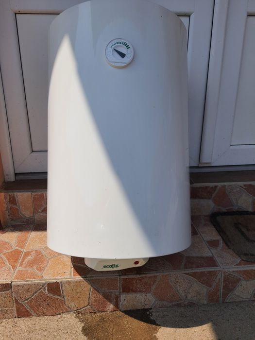 Vand boiler electric 80l stare foarte buna.