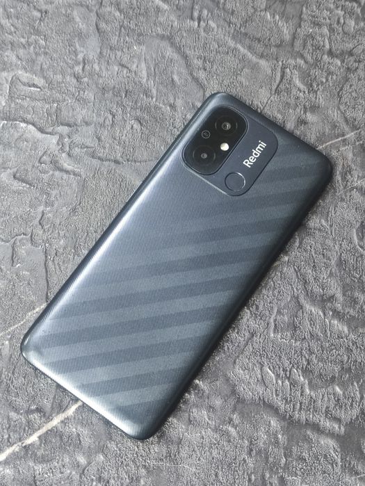Смартфон Redmi 12C на 128 гб