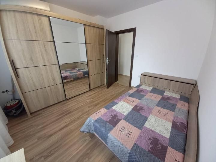 Дава се под наем Двустаен апартамент в Пловдив, Кършияка - 65 кв.м за 434 € - Снимка #3