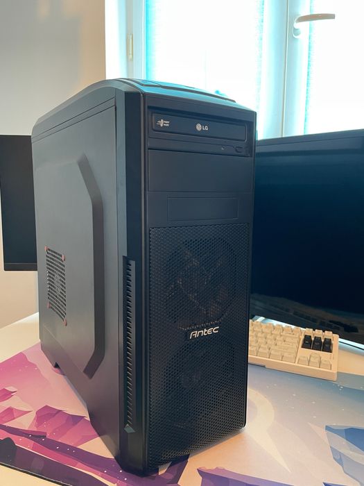 Carcasa Antec GX500 stare foarte buna