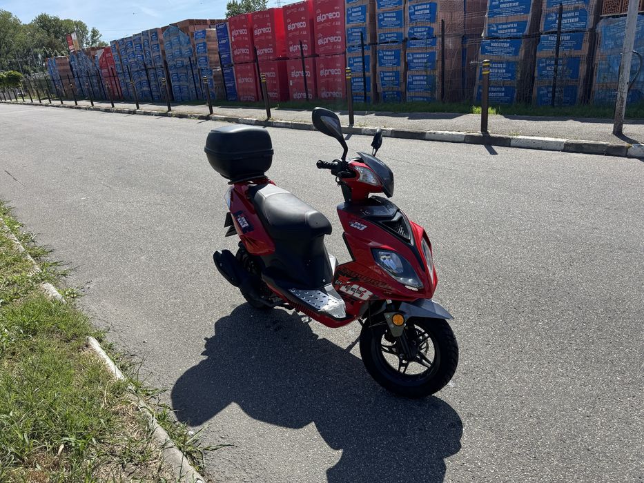 Scuter - Motoscuter de 49 cm inmatriculat, 2022 ca nou, injectie