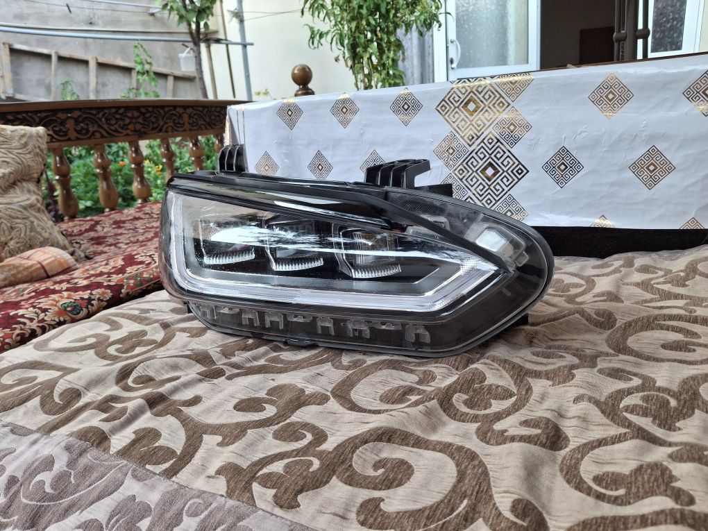 BYD E2 fara sotiladi