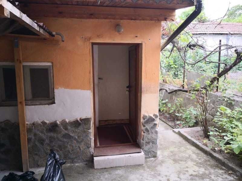 Продава се Къща в с. Брестовица, Област Пловдив - 120 кв.м за 417 €/кв.м - Снимка #12