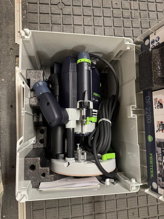 Festool OF 2200 EB - Plus NOU