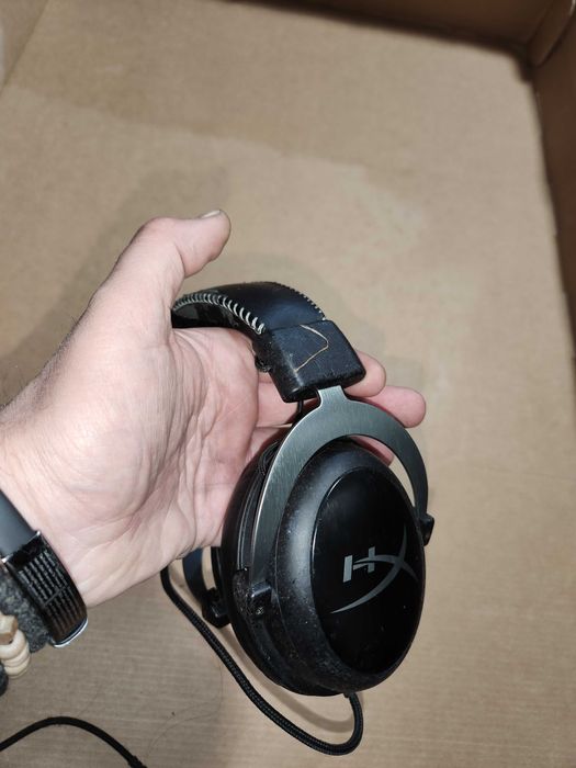 Casti Gaming Hyper X Cloud 2 + placa de sunet aferenta