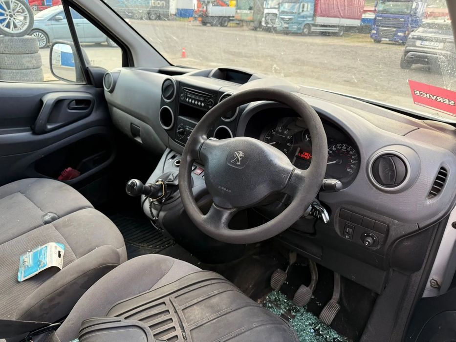 Dezmembrez / Dezmembrari / Piese Peugeot Partner , Citroen Berlingo 1.6HDI 9HF DV6DTED 2010-2016
