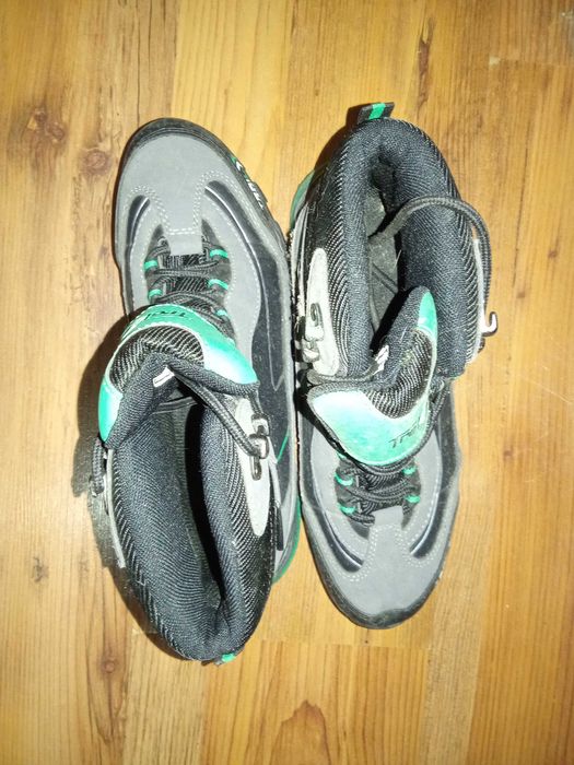 Маратонки 38р дамски нови