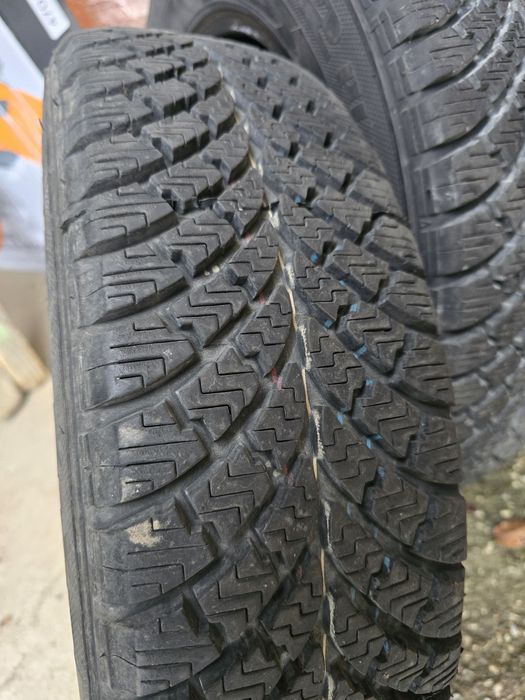 2бр зимни гуми Lassa 165/70 R14