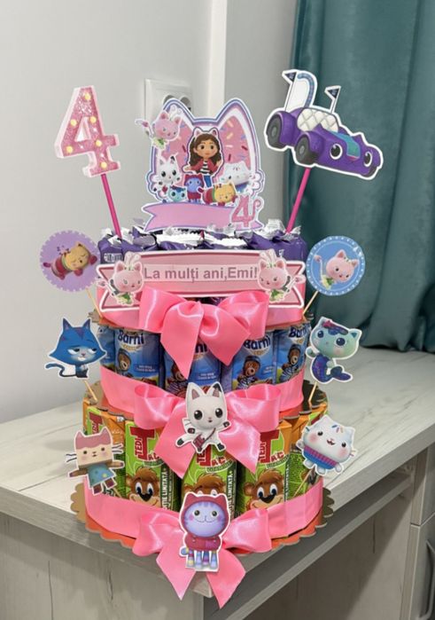 Torturi dulciuri-pampers,cos bun venit bebe