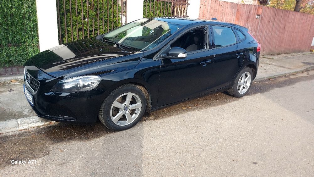 Vând Volvo V40,an 2016,motor diesel 20,proprietar