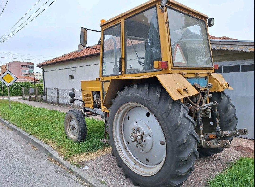 Продавам трактор Болгар ТК 80