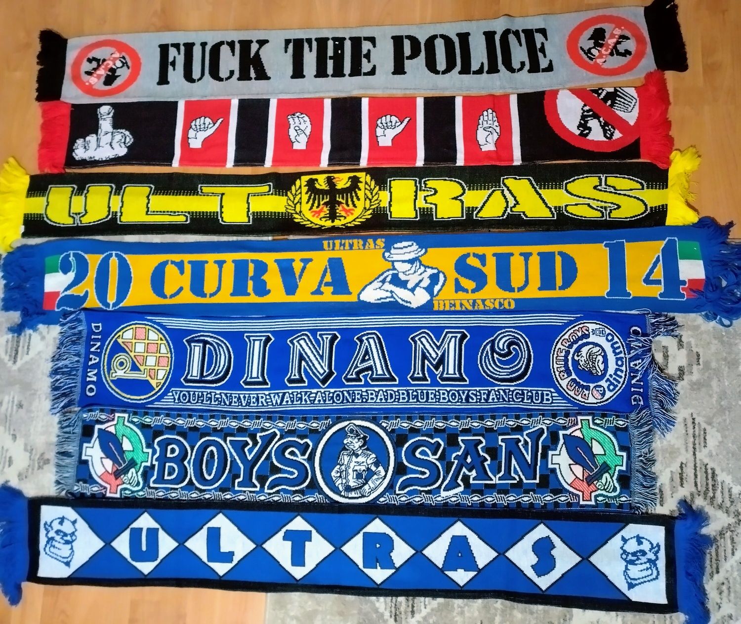 Diverse Fulare Ultras