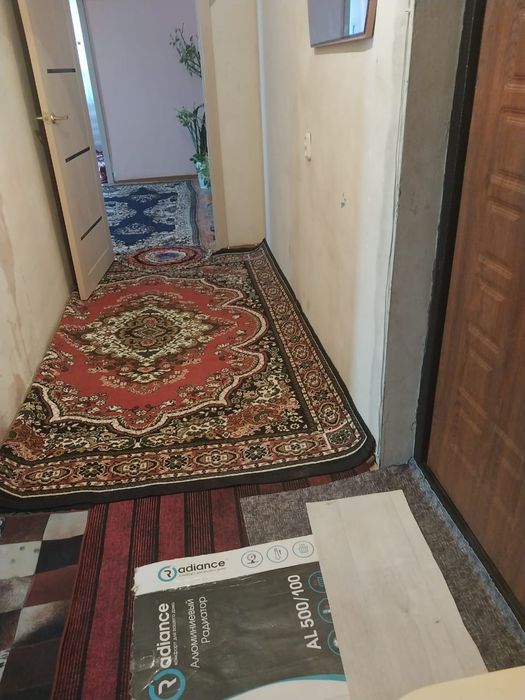 Кандагаштан 4к.кв сатылады 1977жылгы