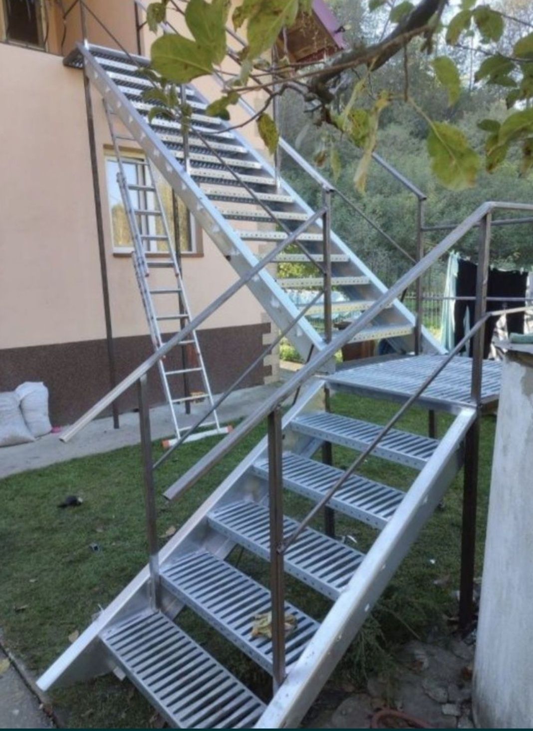 Scari galvanizate